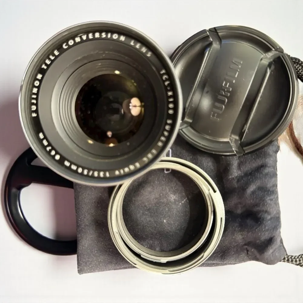 Fujifilm X100T 16 MP Digital Camera and Accessories - Picture 12 of 15